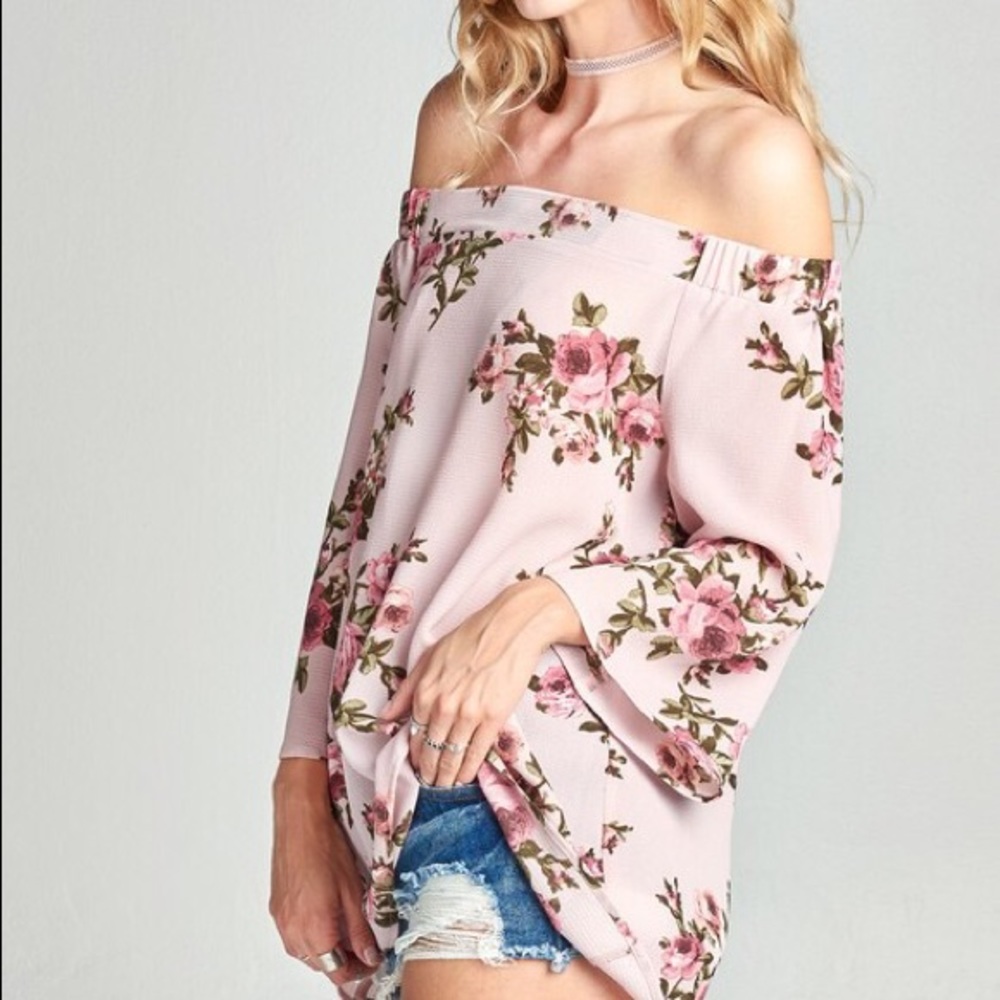 Love and Roses Top - Picture 2 of 6